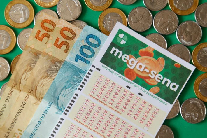 Mega-Sena acumula e prêmio chega a R$ 76 milhões 1 1 50