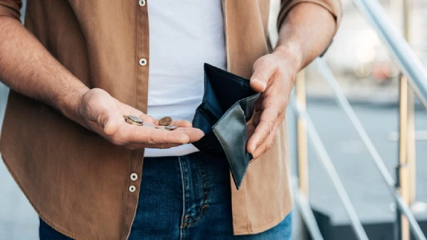 Os 5 gastos do dia a dia que silenciosamente acabam com seu dinheiro 4 1.1 5