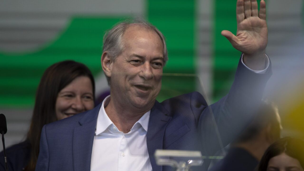 Do Confronto à União: O Inesperado Apoio de Bolsonaro a Ciro Gomes para as Eleições de 2026. 4 2 52