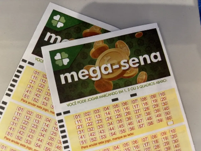 Mega-Sena acumula e prêmio chega a R$ 76 milhões 4 3 11