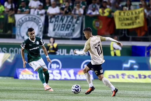 Pressão máxima! Palmeiras goleia e manda recado direto ao líder Flamengo. 5 3 2