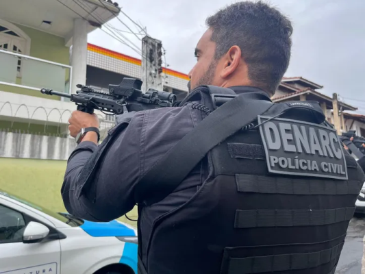 Blogueira investigada por tráfico na Operação Erva Afetiva segue foragida na Bahia 4 4 10