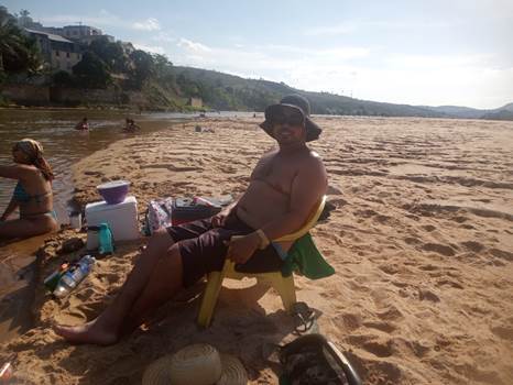 Vereador Brizola alerta banhistas sobre riscos de banho no Rio Jequitinhonha, em Itapebi 3 Imagem do WhatsApp de 2024 10 28 as 07.53.01 7ca90a28