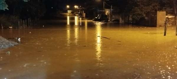 Alerta de Perigo! Inmet Avisa sobre Tempestades em 110 Cidades Baianas; Itapebi e Itagimirim Estão na Lista 5 08