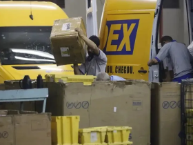 A Crise das Encomendas Sumidas: Clientes Relatam Pesadelos com Extravios nos Correios 3 1 10