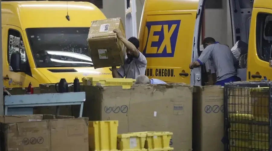 A Crise das Encomendas Sumidas: Clientes Relatam Pesadelos com Extravios nos Correios 1 1 10