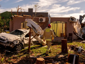 Tornados simultâneos no Sul surpreenderam meteorologistas 3 1 29