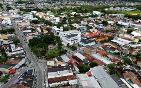 Prefeitura de Eunápolis encerra inscrições para seleção com 171 vagas na terça-feira 4 1 48