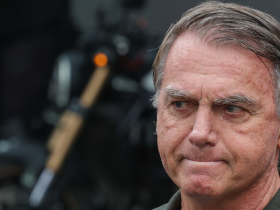 PL suspende atividades partidárias e salário de Bolsonaro 17 1 93
