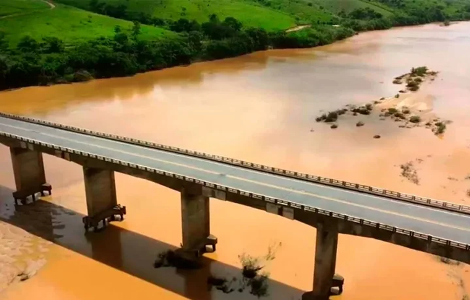 Ministro Anuncia Liberação do Tráfego na Ponte do Jequitinhonha e Define Prazo para Construção de Nova Estrutura 5 2 8