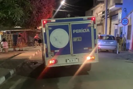 Execução: Grupo armado invade imóvel e mata homem a tiros no Extremo Sul da Bahia 4 1 101