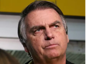 Saúde de Bolsonaro: Após cirurgia para conter soluços, ex-presidente fará endoscopia nesta quarta (31) 3 1 113