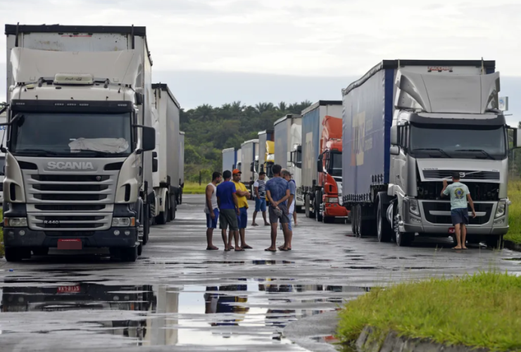 Caminhoneiros podem parar nesta quinta; saiba o que está por trás da mobilização 9 1 13