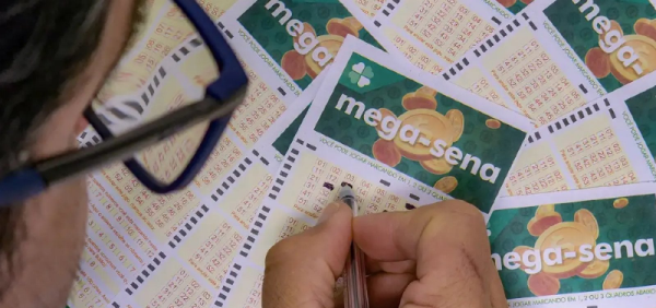 Mega-Sena acumula e prêmio vai para R$ 20 milhões 4 1 37