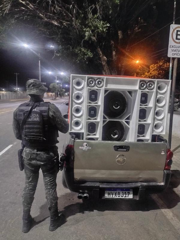 PM apreende equipamento sonoro durante Operação Paredão na madruga deste domingo 1 1 58