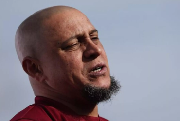 Susto: Pentacampeão Roberto Carlos sofre complicações em cirurgia no coração 28 1.2 3