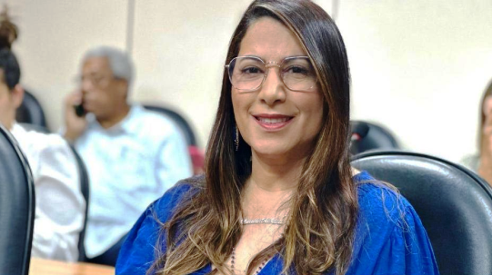 Colégio da Polícia Militar: Cláudia Oliveira articula iniciativa estratégica para Porto Seguro 4 2 6