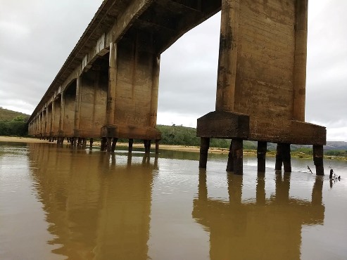 Restrição da Ponte na BR-101 em Itapebi, Causa Bloqueio e Revolta de Caminhoneiros em Desvio por Santa Maria Eterna 4 60737955 587053181791227 7284262030050066432 n