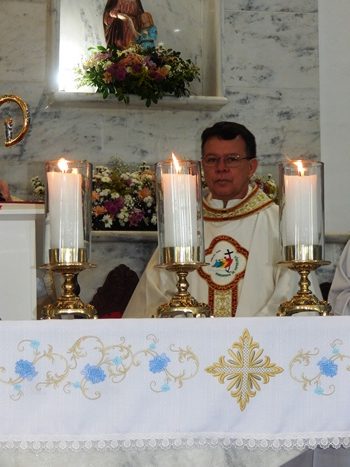 Em Itapebi, Nossa Senhora da Conceição é Homenageada com Carreata, Procissão e Missa neste 8 de Dezembro 15 DSCN0337 rotated