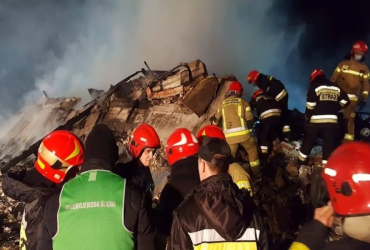 Tragédia no Réveillon: Explosão causa pelo menos 40 mortes durante celebração 12 03