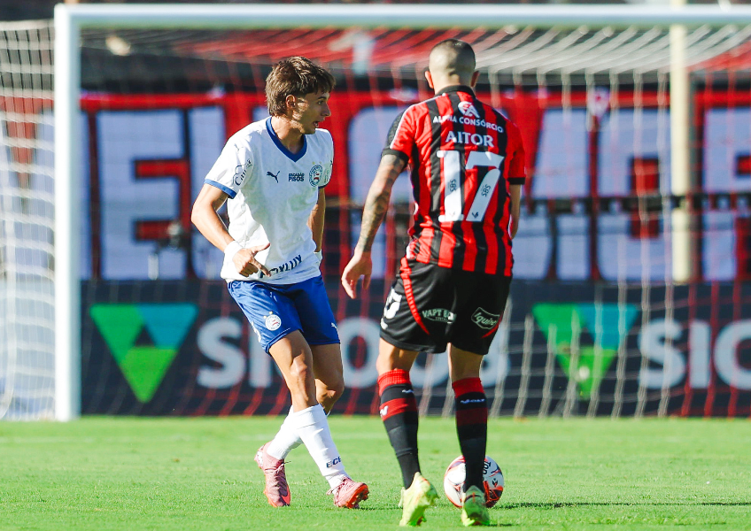 No Barradão, Bahia bate o Vitória com gol de Dell e vence o 1º Ba-Vi de 2026 1 1 49