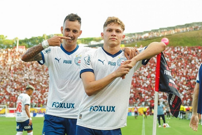 No Barradão, Bahia bate o Vitória com gol de Dell e vence o 1º Ba-Vi de 2026 4 1 50