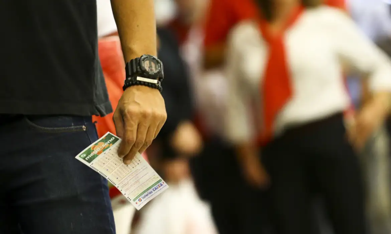 Mega-Sena acumula novamente e prêmio principal vai a R$ 115 milhões 1 1 67