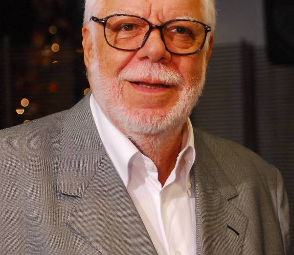 Morre Manoel Carlos, um dos maiores autores de novela do Brasil 3 3 3