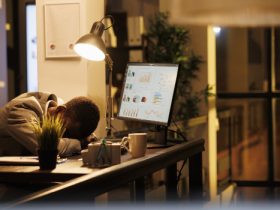 Afastamentos por transtornos mentais crescem quase 80% em dois anos no país 16 Sem titulo1 3