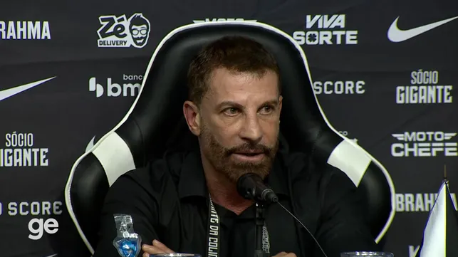 Bastidores: pressão interna faz Pedrinho ceder, e Diniz é pego de surpresa com demissão no Vasco 2 3 5