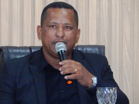 Itapebi concede Título de Cidadão Honorário ao magistrado e poeta Rodolfo Pamplona Filho 8 DSCN0654