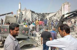 Ataques de Israel e dos EUA deixam mais de 200 mortos no Irã, diz agência oficial 5 Sem titulo 6