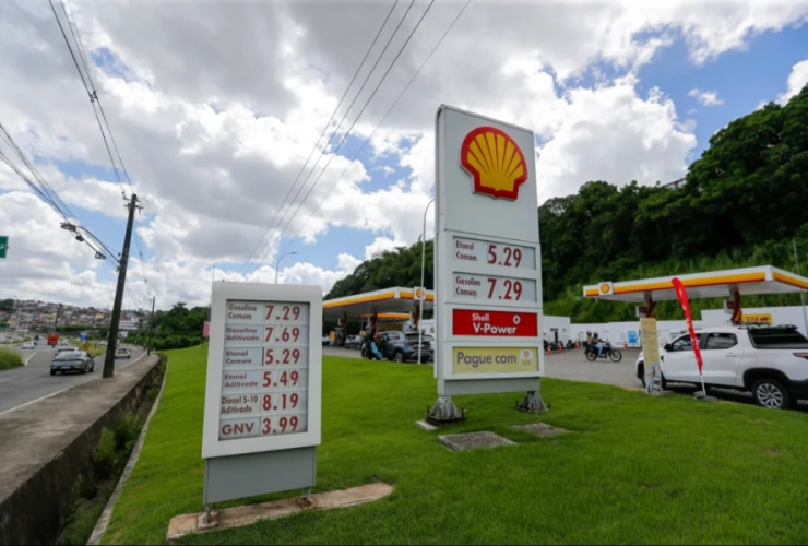 E a gasolina? Entenda porque o governo só está preocupado com o preço do diesel 9 001 4