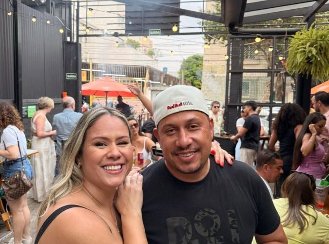 Aniversário em "Sampa": Gêmeos Alecsandro e Alecsandra celebram nova idade 3 1 2