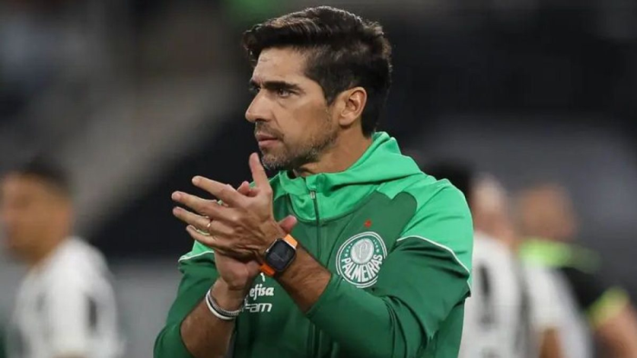 STJD pune Abel Ferreira com oito jogos de suspensão após expulsões no Brasileirão 4 2 7