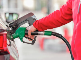 Alívio no bolso: Diesel e gasolina têm primeira redução de preços desde o começo da guerra 3 2 8