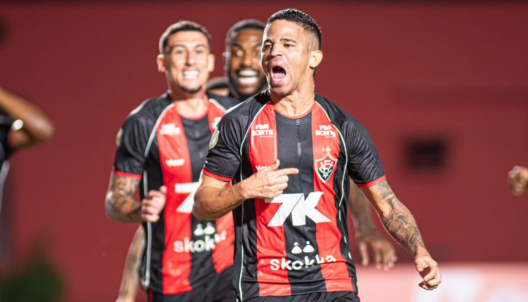 Colossal de Aniversário! Vitória elimina o Flamengo e avança às oitavas da Copa do Brasil 3 1 21