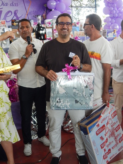 Itapebi celebra o Dia das Mães com festa, emoção e recorde de presentes na sede e distritos 10 DSCN0899