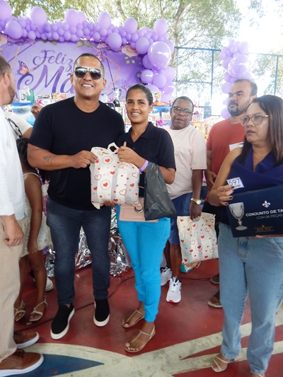 Itapebi celebra o Dia das Mães com festa, emoção e recorde de presentes na sede e distritos 24 DSCN0909