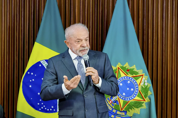 Sob pressão, Lula convoca ministros para debater situação de Jaques Wagner 2 001 5
