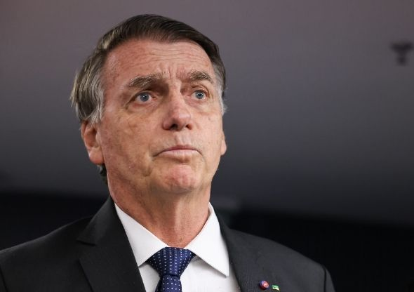 Arma registrada em nome de Bolsonaro é apreendida durante blitz da PM no DF 1 1 22