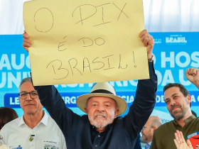 Lula critica "tarifaço" de Trump sobre os BRICS e avisa: “O PIX é do Brasil” 7 11