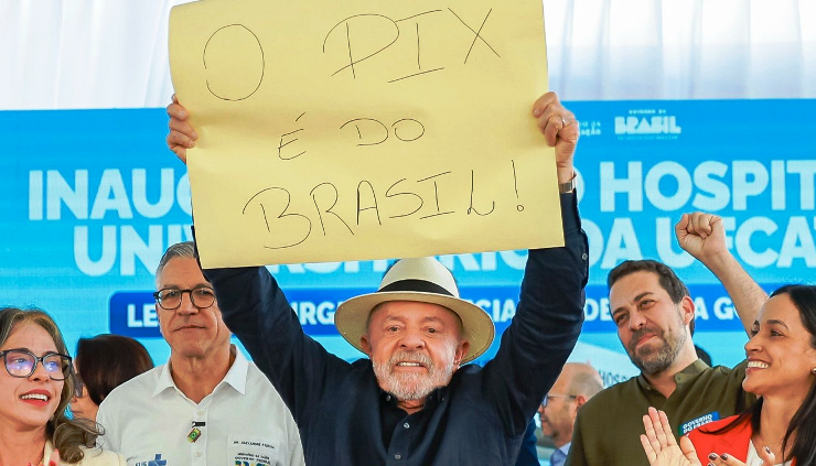 Lula critica "tarifaço" de Trump sobre os BRICS e avisa: “O PIX é do Brasil” 9 11