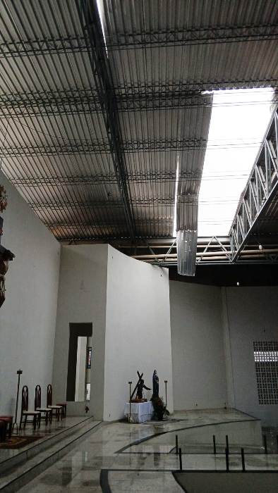 Chuva forte, granizo e vendaval provocam estragos e cortam energia no Extremo Sul baiano e divisa com MG 13 005