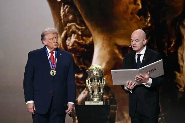 Bomba no futebol: Presidente da Fifa é denunciado ao COI por alinhamento político com Donald Trump durante a Copa de 2026 4 1 40