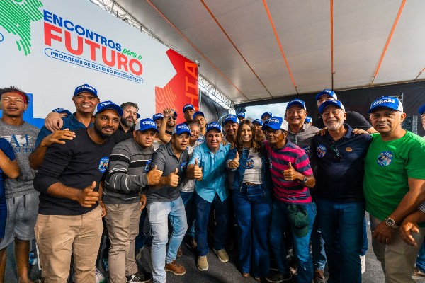 Claudia Oliveira reforça compromisso com o Extremo Sul em ato do PGP em Teixeira de Freitas 7 10