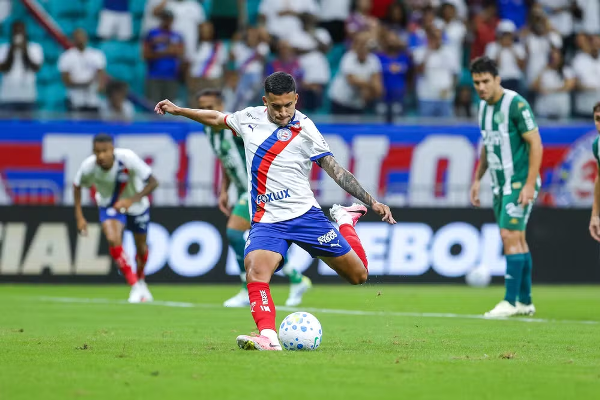 Bahia vence primeiro jogo depois da Copa com trio badalado no banco e mudanças táticas 4 2 29