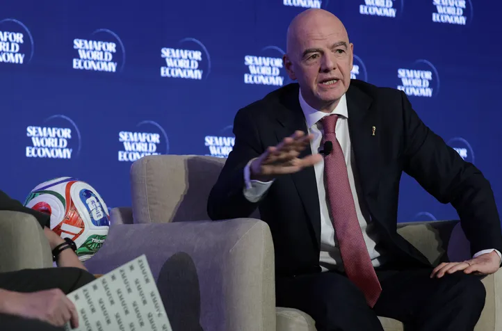 Bomba no futebol: Presidente da Fifa é denunciado ao COI por alinhamento político com Donald Trump durante a Copa de 2026 1 6 3