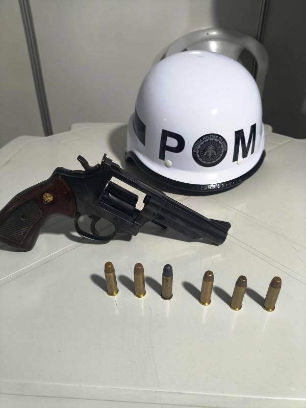 PM divulga balanço dos festejos em Itapebi com prisão por porte de arma, apreensão de drogas e furto de motocicleta 1 004