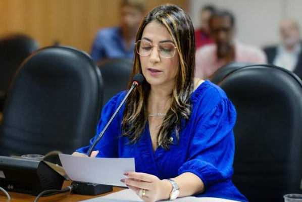 Justiça Eleitoral defere candidatura de Cláudia Oliveira à Assembleia Legislativa da Bahia 4 1 Copia